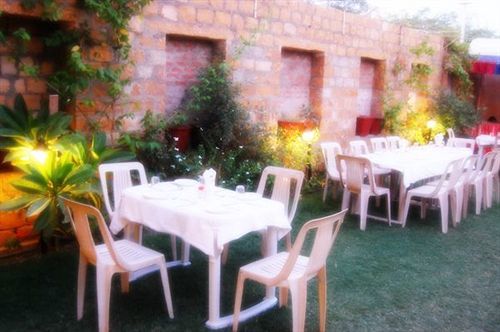 Hotel Priya Jaisalmer Εξωτερικό φωτογραφία