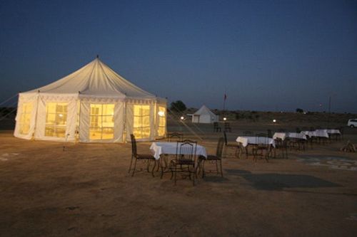 Hotel Priya Jaisalmer Εξωτερικό φωτογραφία